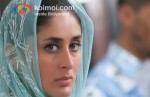Kareena Kapoor (Agent Vinod Movie Stills)
