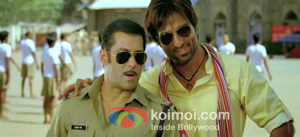 Salman Khan And Sonu Sood In Dabangg