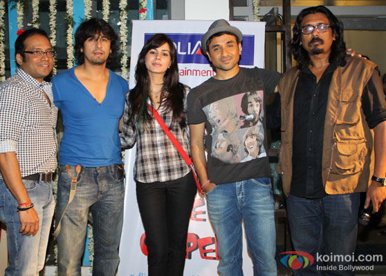 Sonu Nigam, Kirti Kulhari, Vir Das