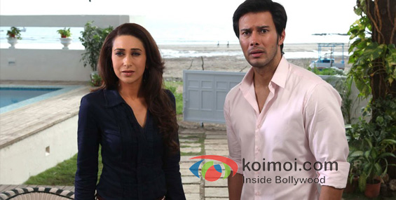 Karisma Kapoor, Rajneesh Duggal In Dangerous Ishhq Movie Strills