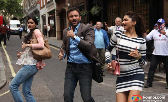 Diana Penty, Saif Ali Khan, Deepika Padukone In Cocktail Movie