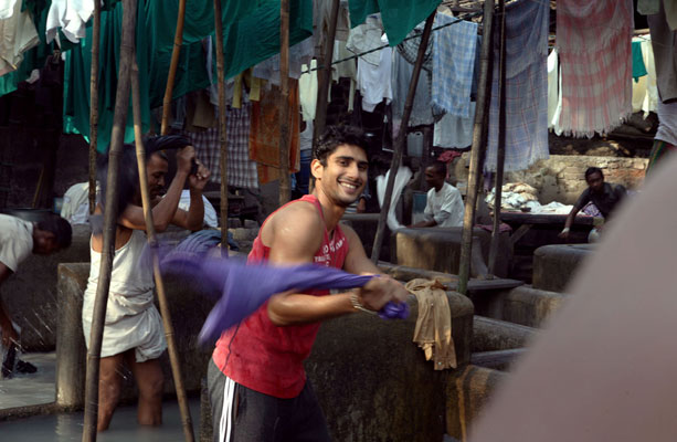 Prateik Babbar at Mahalaxmi Dhobi Ghat for Amir Khan's 'Dhobi Ghat' Prateik Babbar at Mahalaxmi Dhobi Ghat for Amir Khan's 'Dhobi Ghat'