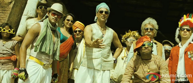 Akshay Kumar, Sonakshi Sinha And Shreyas Talpade in Joker Movie Dialogue Promo (Joker Movie Stills)