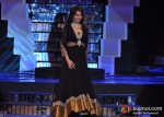 Madhuri Dixit Walks The Ramp At IIJW 2012 Finale