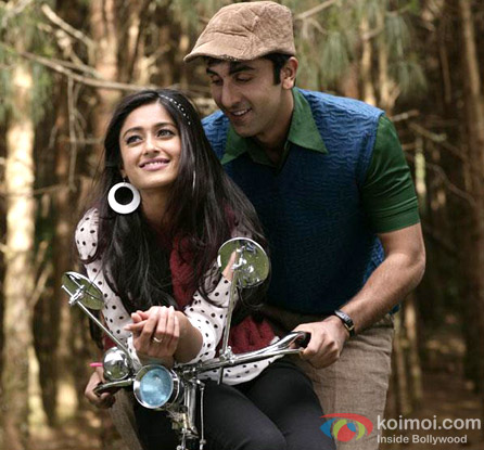 Ileana D'Cruz and Ranbir Kapoor in a Still from Barfi! Movie Ileana D'Cruz and Ranbir Kapoor in a Still from Barfi! Movie