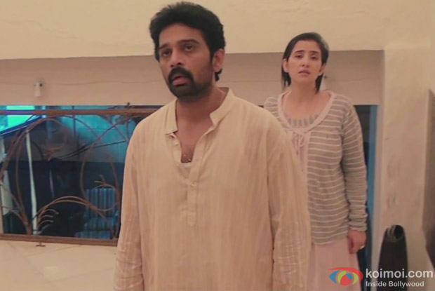 Manisha Koirala and J.D. Chakravarthy in Bhoot Returns Movie Stills