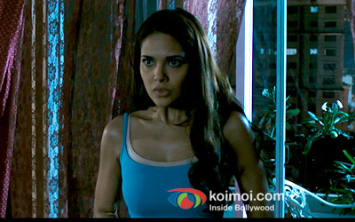 Esha Gupta (Raaz 3 Movie Stills)