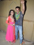 Asin Thottumkal And Akshay Kumar Promoting Khiladi 786 Movie At Mithibai College Pic 2