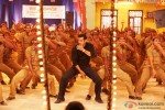 Chulbul Pandey a.k.a Salman Khan dances in 'Pandey Jee Seeti' Song In Dabangg 2 Movie Stills