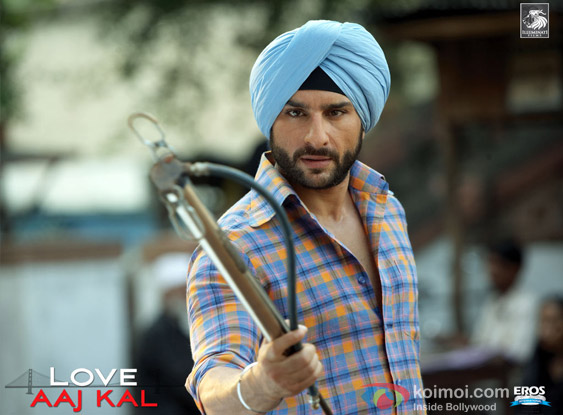 Saif Ali Khan in a still from Love Aaj Kal Movie
