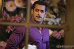 Salman-Khan lost in deep thoughts in Dabangg 2 Movie Stills
