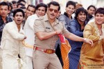Salman Khan in a still from 'Dagabaaz Re' song in Dabangg 2 Movie Stills