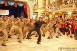 Salman Khan's groovy moves in 'Pandey Jee Seeti' Song In Dabangg 2 Movie Stills
