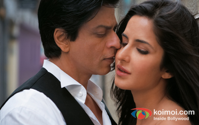 Shah Rukh Khan And Katrina Kaif In Jab Tak Hai Jaan Kiss Smooch