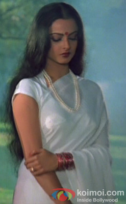 Rekha in a still from Silsila Movie