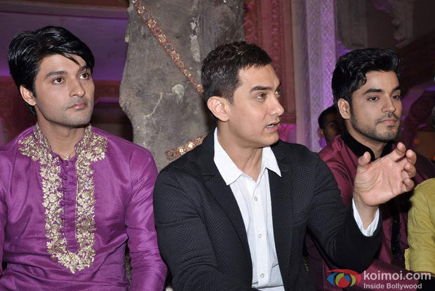 Aamir Khan On The Sets Of Star Parivar