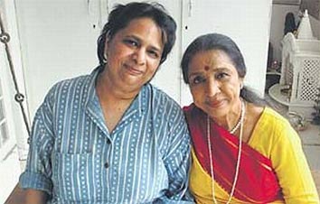 Varsha Bhosle and Asha Bhosle Varsha Bhosle and Asha Bhosle