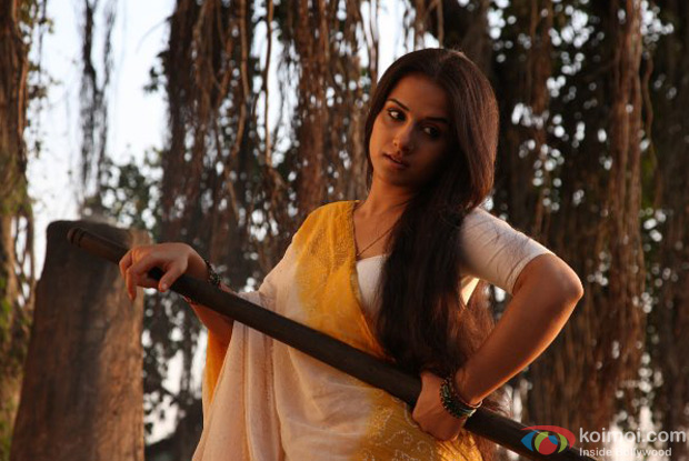 Vidya Balan in a still from Ishqiya Movie