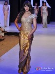 Bipasha Basu sizzles at India Resort Fashion Week 2012 Pic 5