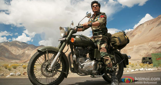Shah Rukh Khan in a still from Jab Tak Hai Jaan Movie
