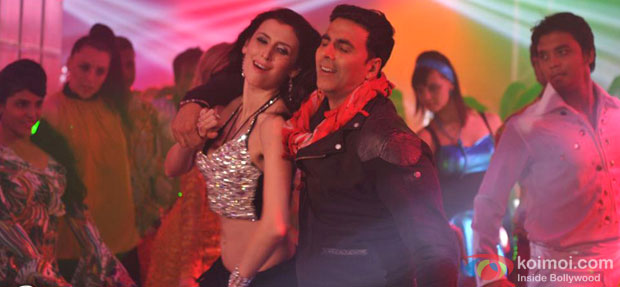 Akshay Kumar in a still from Khiladi 786 Movie Akshay Kumar in a still from Khiladi 786 Movie