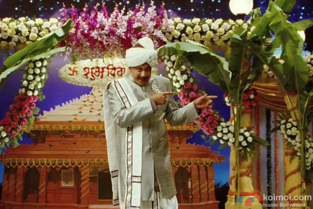 Mithun Chakraborty in a still from Housefull 2 Movie