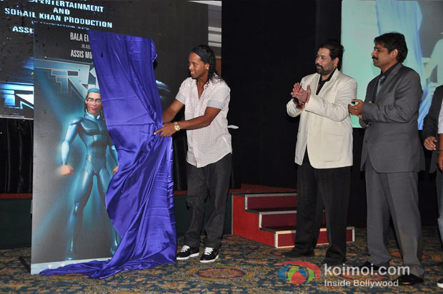 Ronaldinho Unveils Balaji Entertainment's 'R10: The Movie' Pic 10