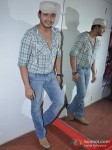 Shreyas Talpade Releases Music video 'Hogi Salman Ki Shaadi' Pic 3