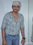 Shreyas Talpade Releases Music video 'Hogi Salman Ki Shaadi' Pic 2