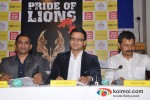 Vivek Oberoi launch Vinod Nair's book Pic 2