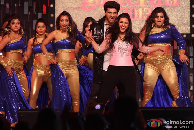 Arjun Kapoor-Parineeti Chopra's New Year Bash Performance