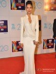 Esha Gupta at Zee Cine Awards 2013