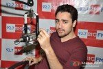 Imran Khan promotes 'Matru Ki Bijlee Ka Mandola' at BIG FM Studios Pic 3