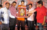 Jackky Bhagnani, Pinky Bhagnani and Vashu Bhagnani At Trailer Launch Of Film 'Rangrezz'