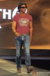 Arjun Rampal walk the ramp for Jack & Jones Pic 2