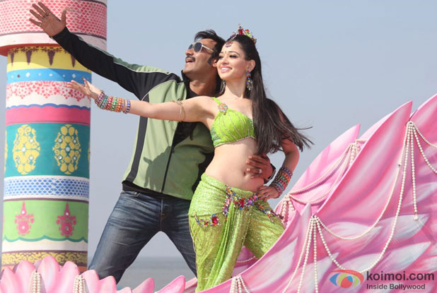 Still from Himmatwala Movie Still from Himmatwala Movie
