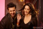 Madhuri Dixit shakes leg with Ranbir Kapoor in 'Ghagra' song from Yeh Jawaani Hai Deewani Movie Stills