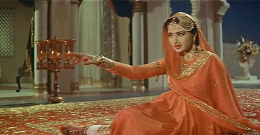 Meena Kumari in a still from Pakeezah Movie