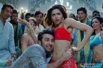 Ranbir Kapoor and Deepika Padukone in Yeh Jawaani Hai Deewani Movie Stills Pic 4