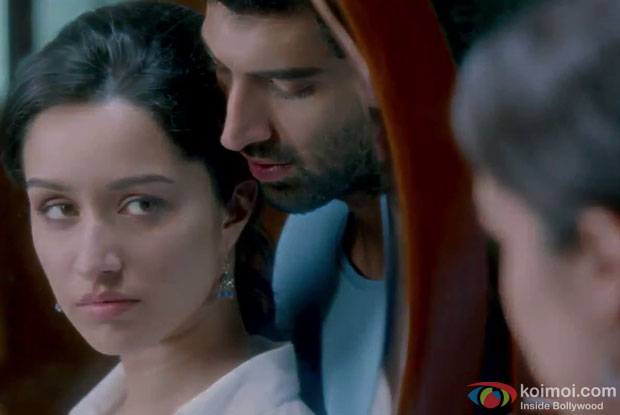 Shraddha Kapoor and Aditya Roy Kapur in a still from Aashiqui 2 Movie