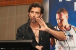 Hrithik Roshan unveils ‘Guide To Your Best Body’ Book Pic 2