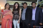 Prachi Desai inaugurates 10 Jewel diamond store Pic 4