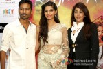 Dhanush, Sonam Kapoor And Krishika Lulla At Raanjhanaa Press Meet in Delhi Pic 3
