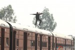 Farhan Akhtar in Bhaag Milkha Bhaag Movie Stills Pic 3