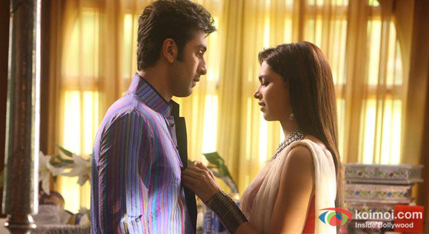 Ranbir Kapoor And Deepika Padukone in Yeh Jawaani Hai Deewani Movie Stills