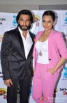 Ranveer Singh, Sonakshi Sinha promote ‘Lootera’ on ‘DID Super Moms’ Pic 2