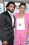 Ranveer Singh, Sonakshi Sinha promote ‘Lootera’ on ‘DID Super Moms’ Pic 3