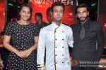 Sonakshi Sinha And Ranveer Singh Promote Lootera On Master Chef Season 3 Grand Finale Pic 1