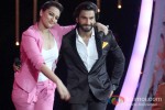 Sonakshi Sinha And Ranveer Singh promote ‘Lootera’ on ‘DID Super Moms’