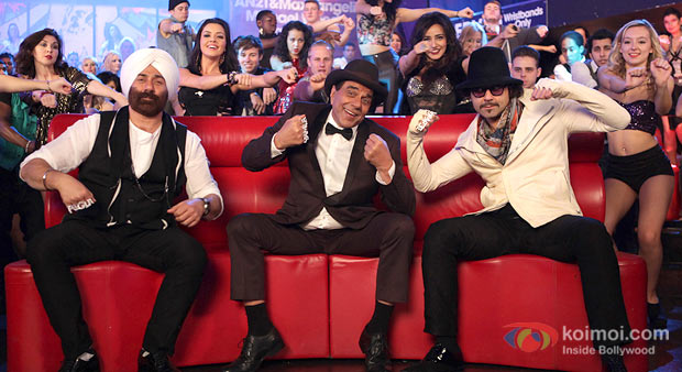 Sunny Deol, Dharmendra, Bobby Deol in Yamla Pagla Deewana 2 Movie Stills